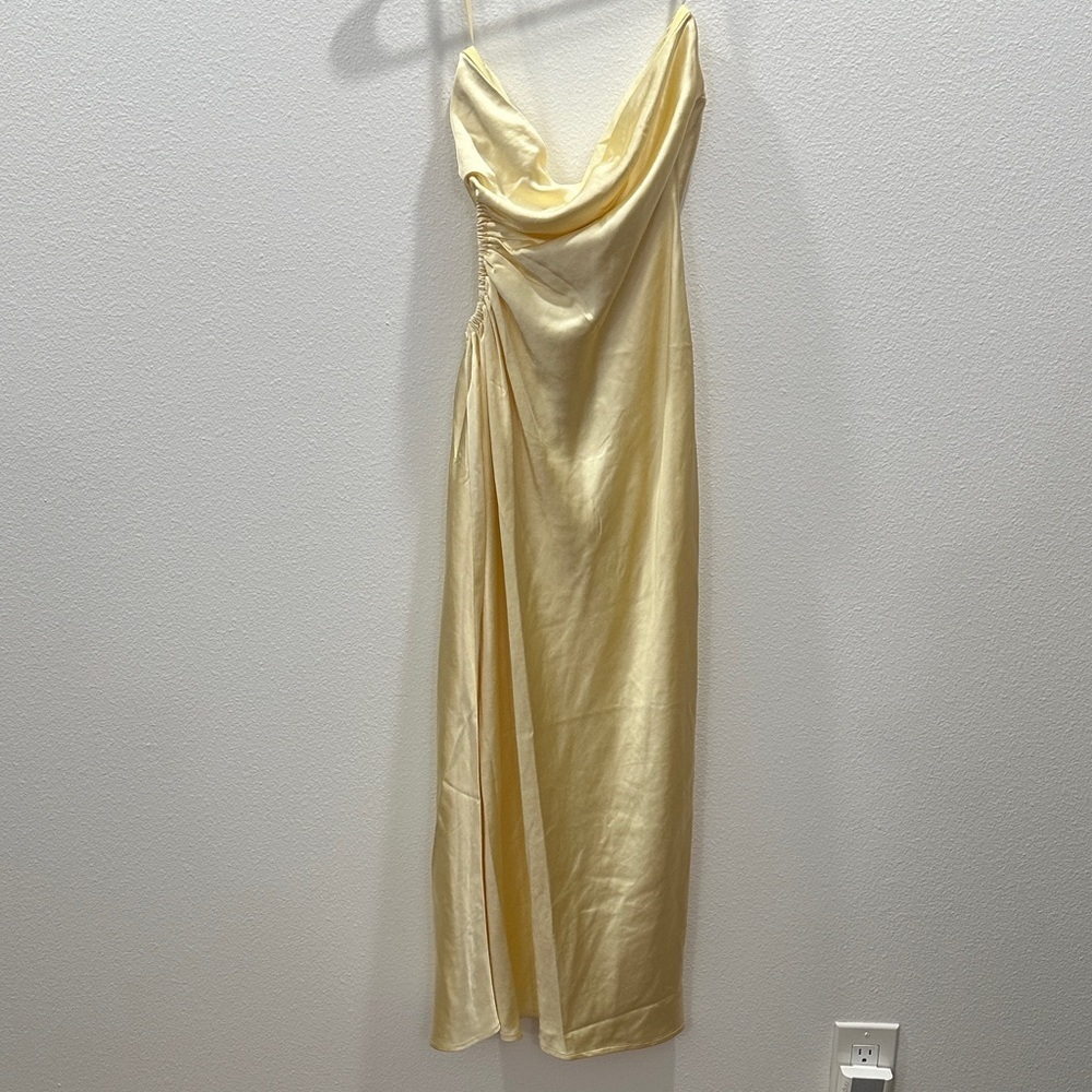 Saraya Midi Dress yellow butter strapless spring wedding elegant cut-out sleek - Picture 9 of 10